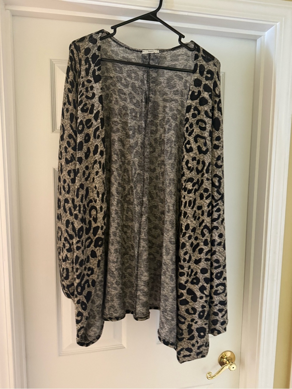 JODIFL Open Front Leopard Print Cardigan in Gray and Black
